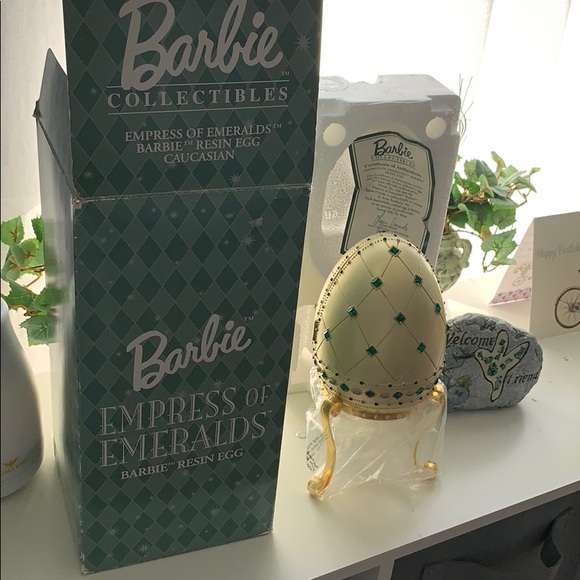 barbie empress of emeralds resin egg